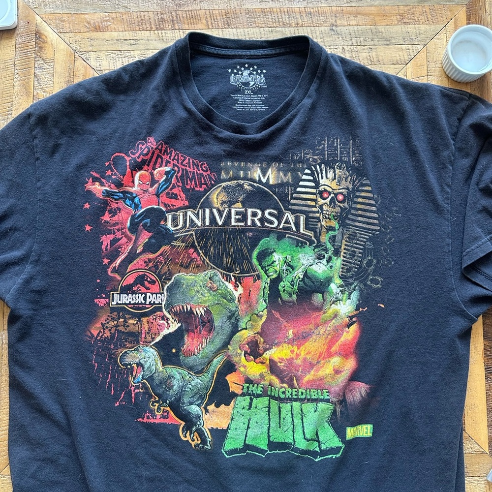 Universal Studios Vintage 1998 Black Graphic Tee